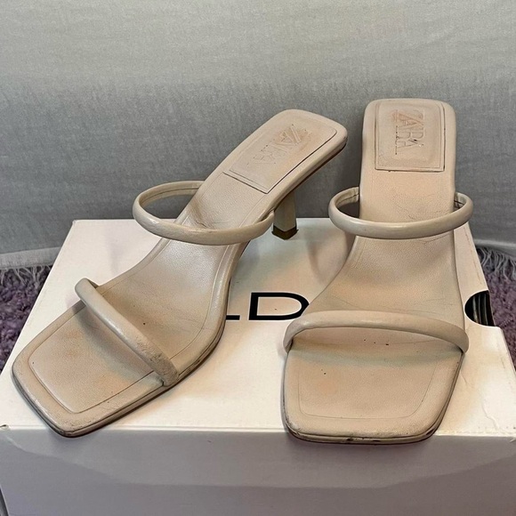 Zara kitten heel mules / sandals - Picture 4 of 7